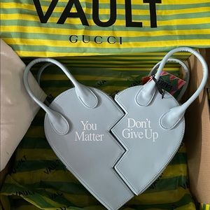 GUCCI VAULT-RARE (NWT) Blue Best Friend Heart Handbags with free Gucci Tote